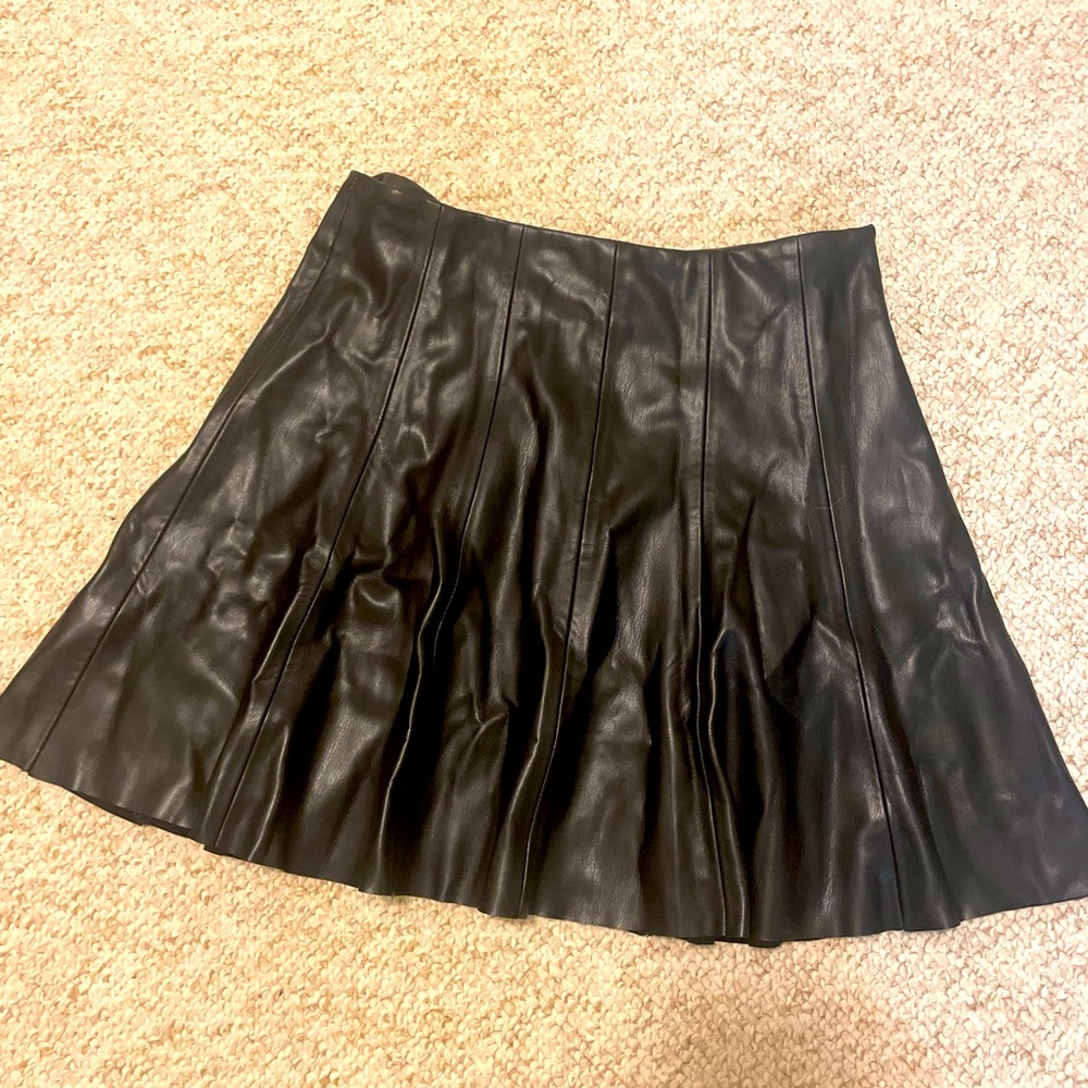Zara Faux Leather pleated skirt. GUC. Size M